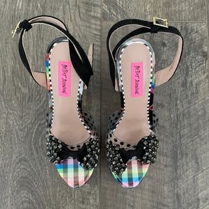 Betsy Johnson Blaise Heel